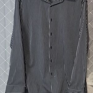 Perry Ellis Black and White Vertical Stripe Button-Down Shirt